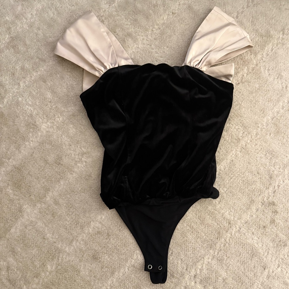 Express Velvet Square Neck Satin Rhinestone Bow Bodysuit - Picture 4 of 6